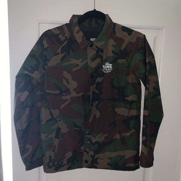 Vans Jackets \u0026 Coats | Vans Camo Windbreaker Jacket M | Color: Brown/Green | Size: MB | Seafaring00's Closet